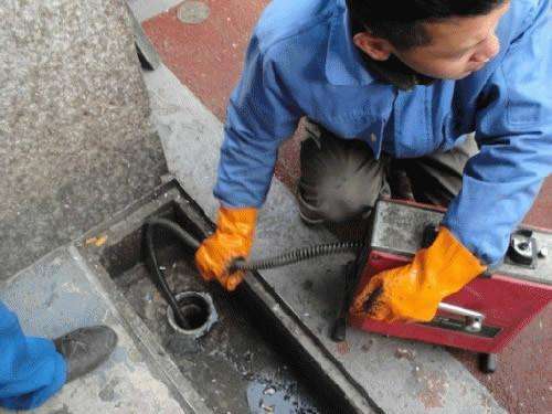 定结疏通下水道