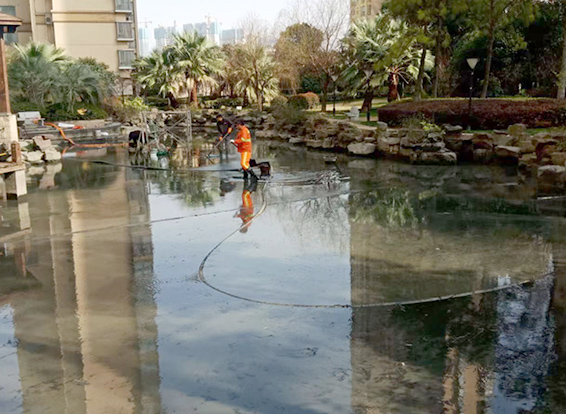 定结景观池淤泥清理