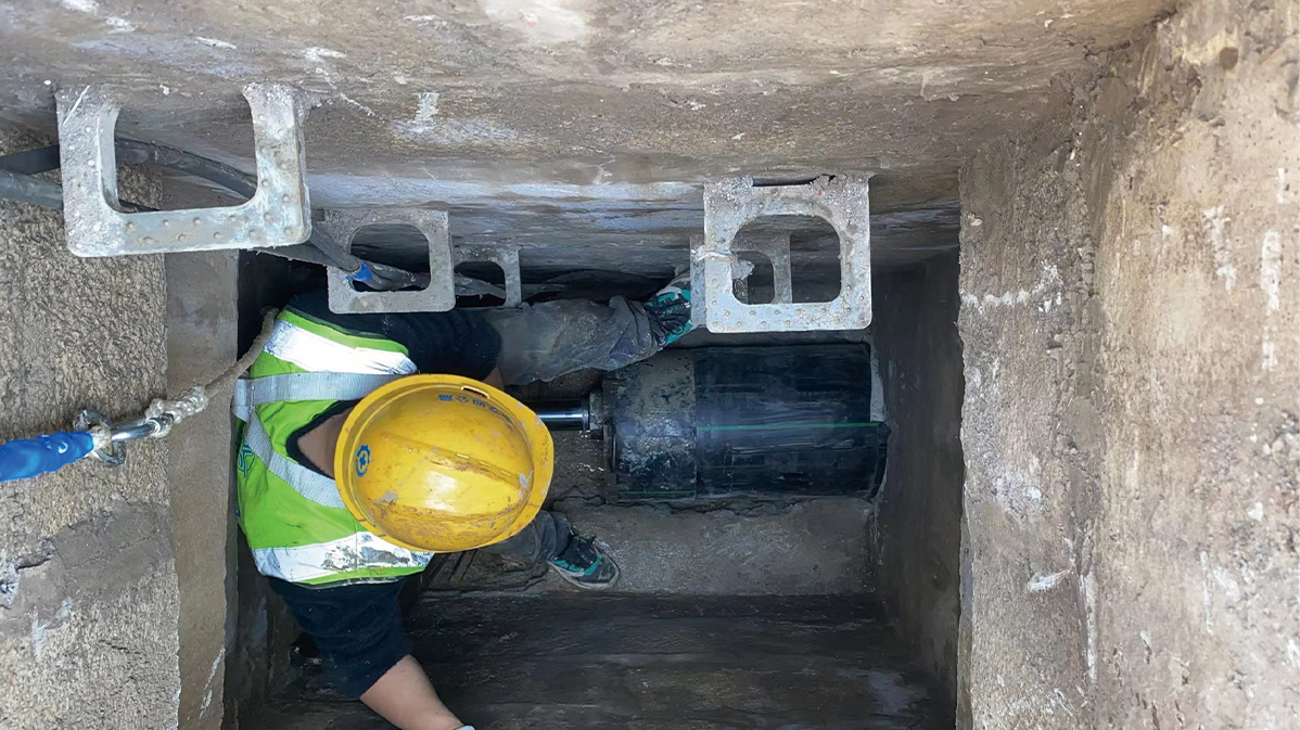 定结HDPE短管内衬法